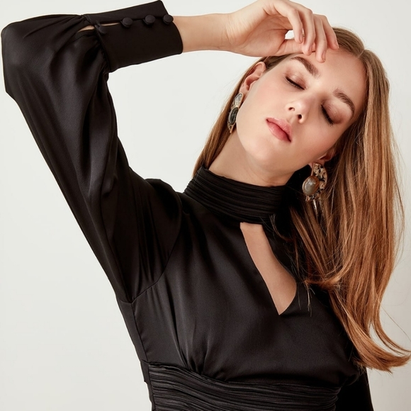 🆕 BLACK SATIN NERVUR DETAILED BLOUSE - Picture 5 of 8